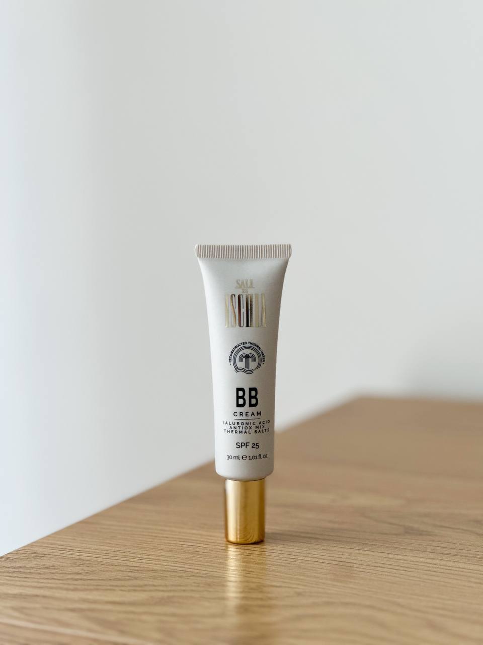 Sali di ischia - Hydrating BB Cream SPF 25 – light Coverage