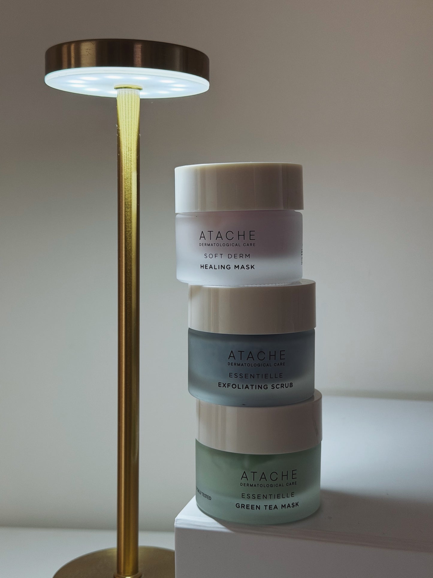 Atache-Exfoliating Scrub