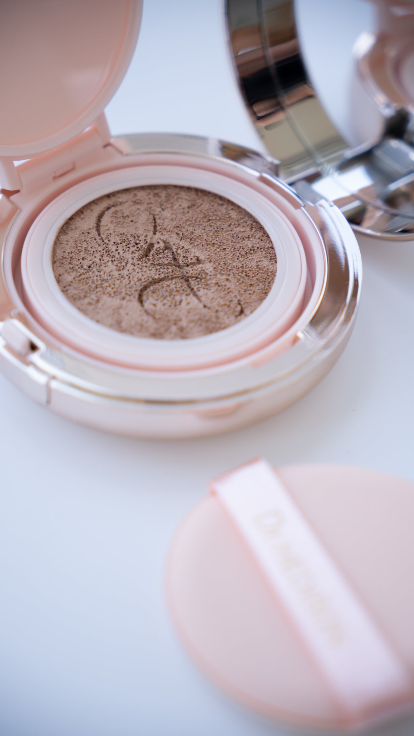 PRE-ORDER (Estimated Shipping Date: July 29)   Dr.Hedison Cushion spf50+
