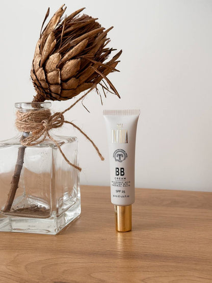 Sali di ischia - Hydrating BB Cream SPF 25 – light Coverage